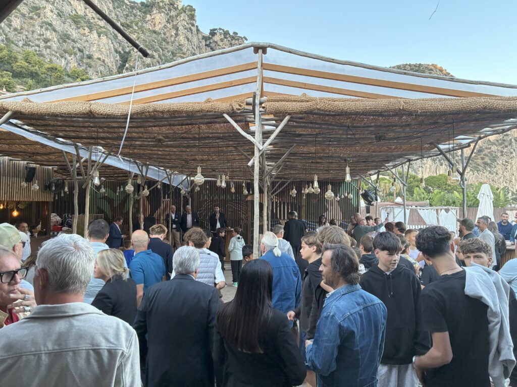 La Garden Party du riviera FC , discours et remise de maillots